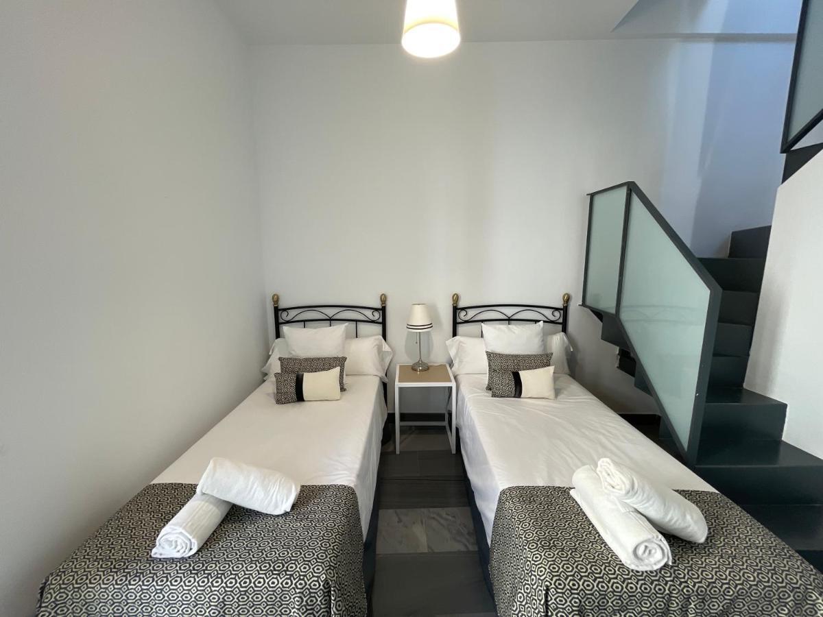 DreamsApt Curtidores 6 Suites AT Sevilla Exterior foto