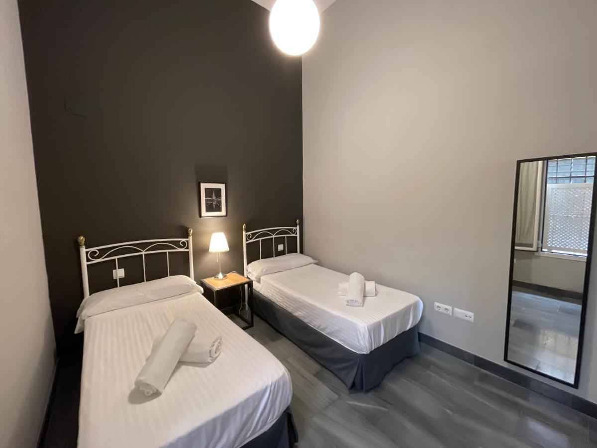DreamsApt Curtidores 6 Suites AT Sevilla Exterior foto